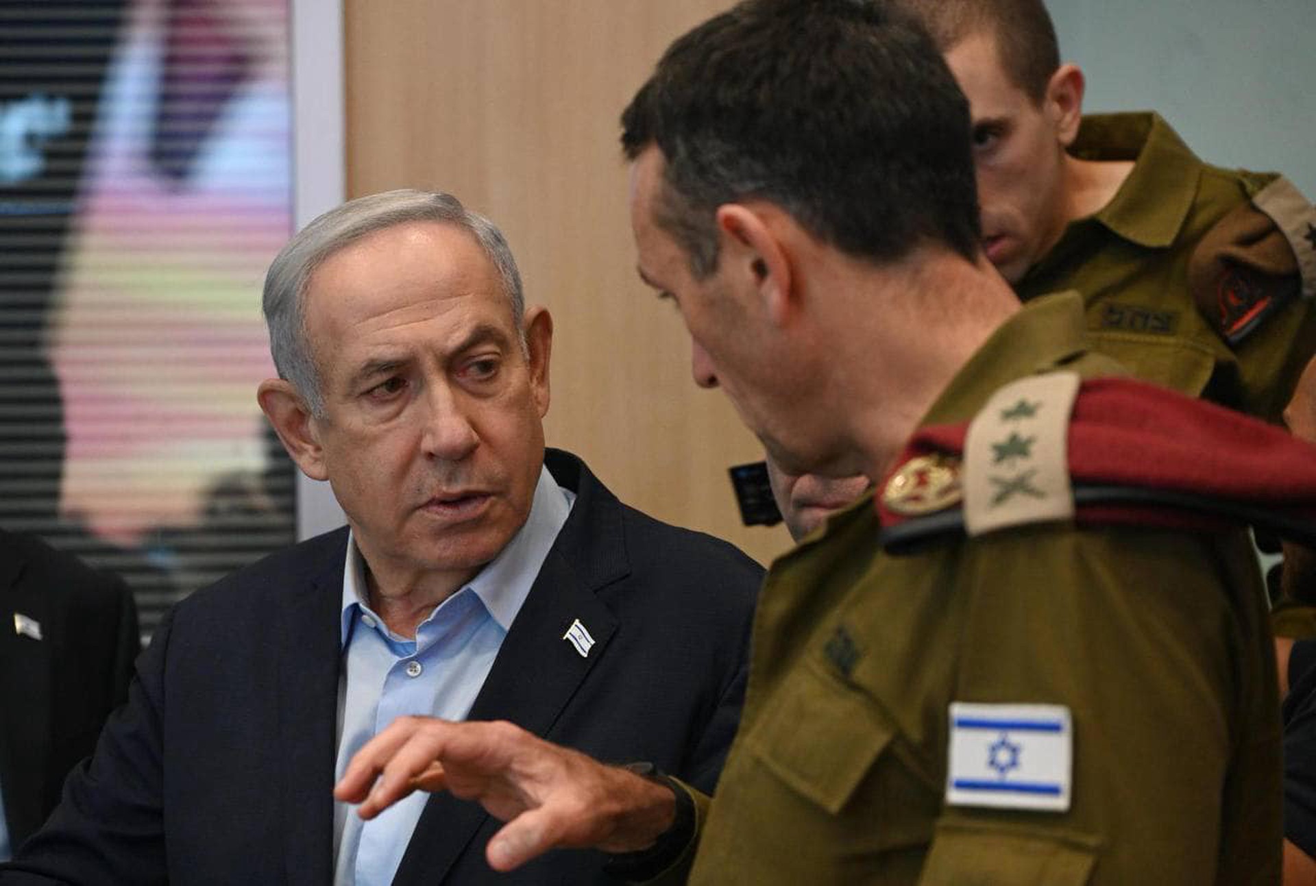 Нетаньяху заявил, что не боится выезжать за рубеж из-за ордера МУС