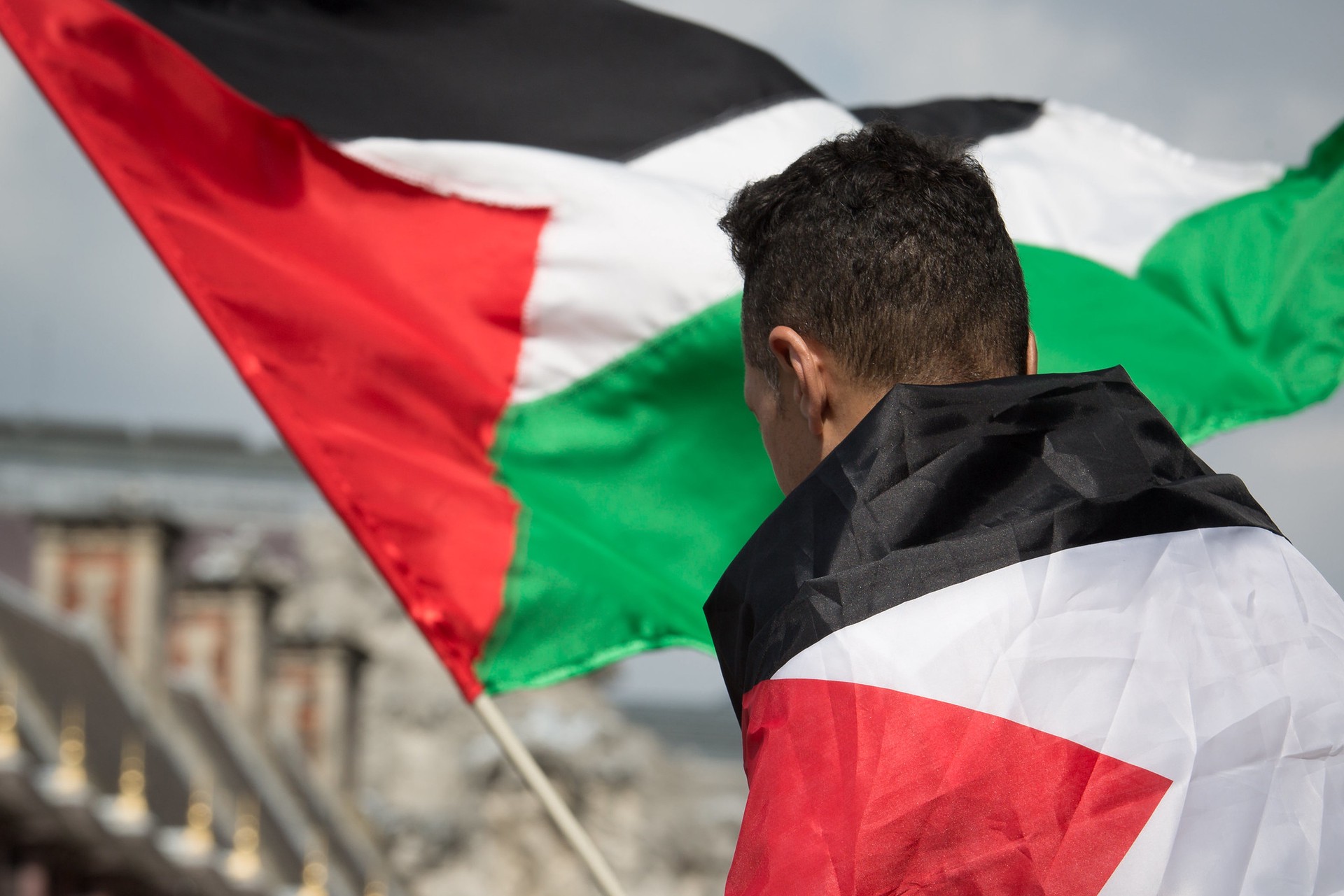 Испания официально признала Палестину