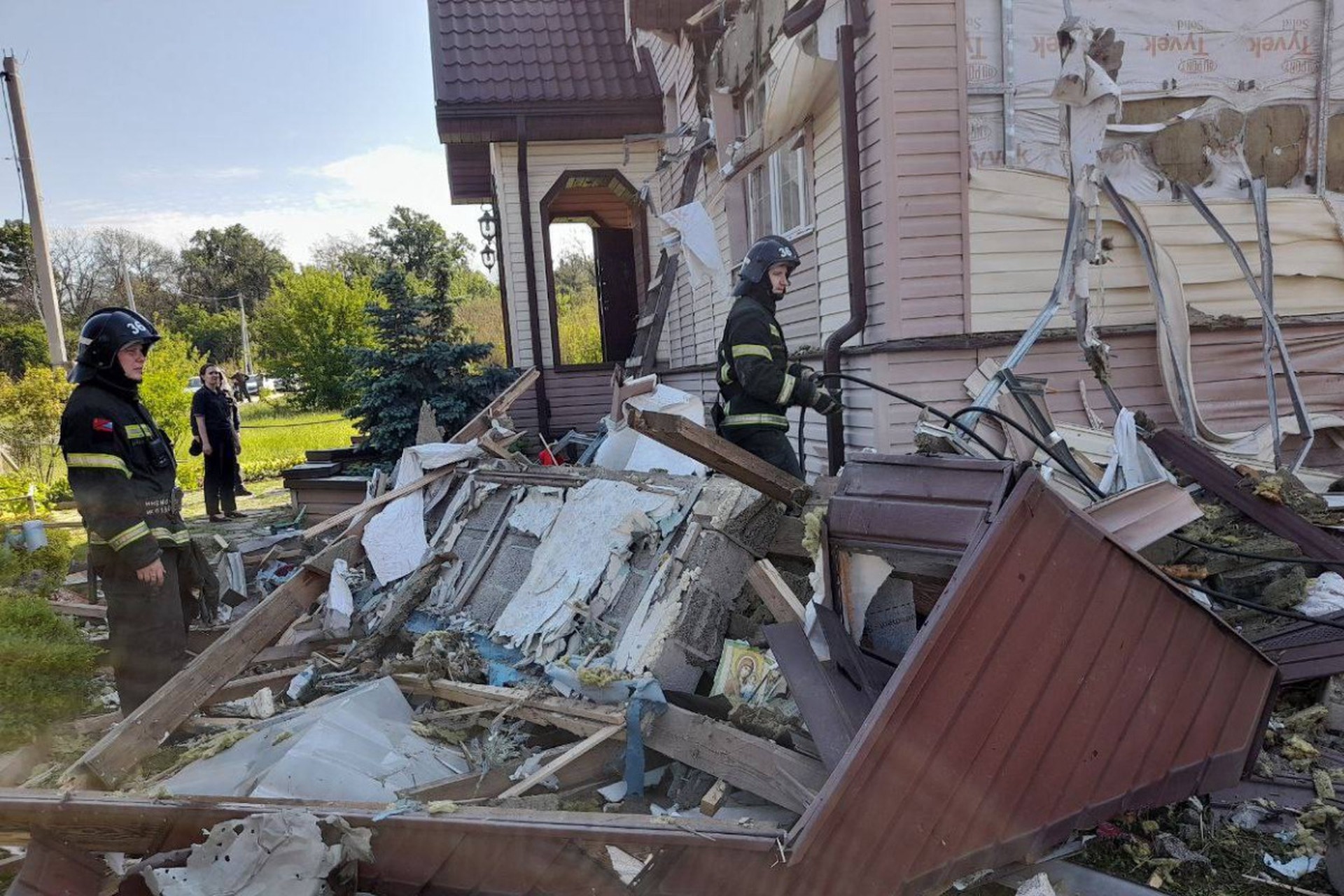 В Белгородской области после детонации украинского БПЛА погибла женщина