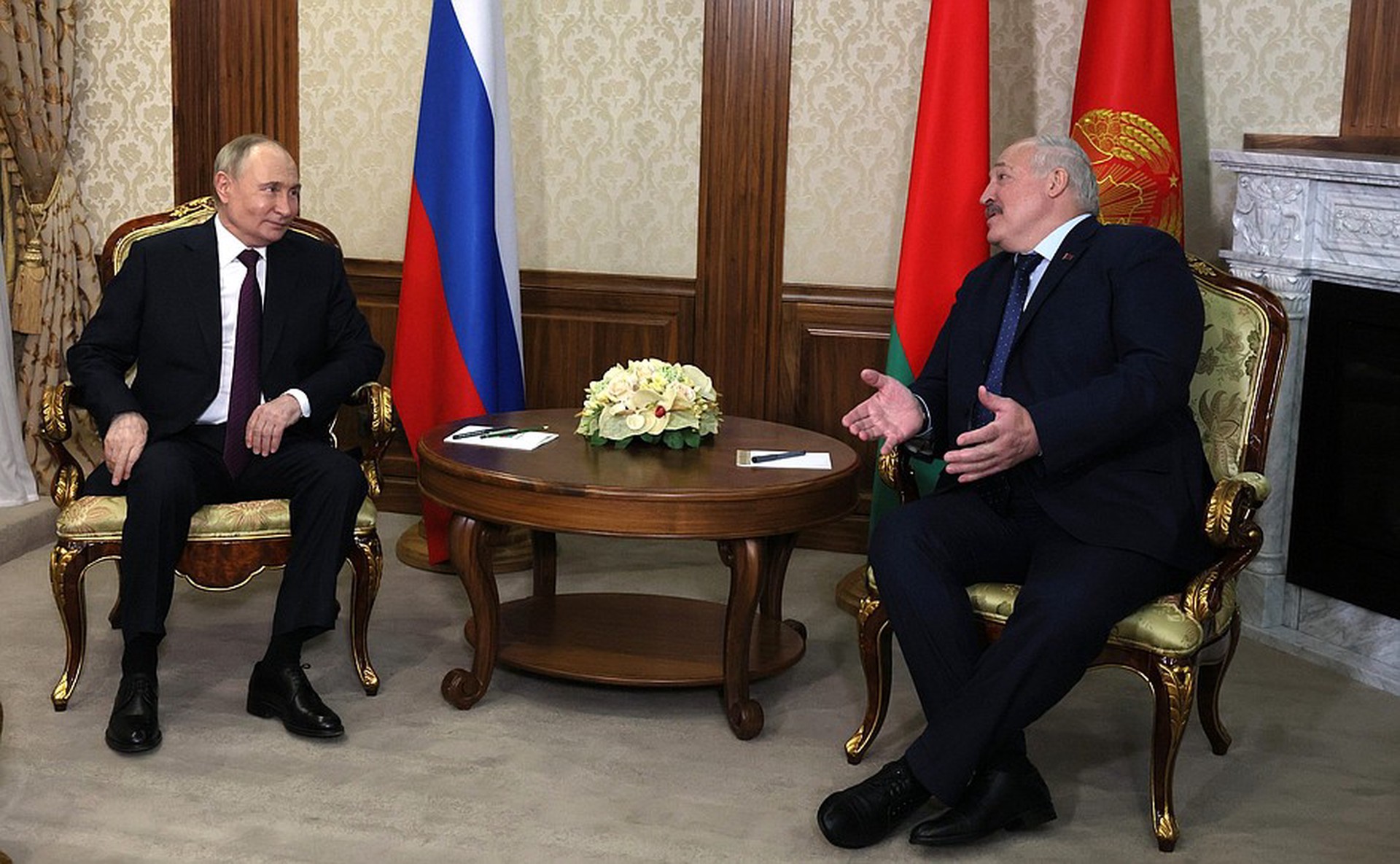 Путин: Нерешённых вопросов в отношениях России и Белоруссии нет 
