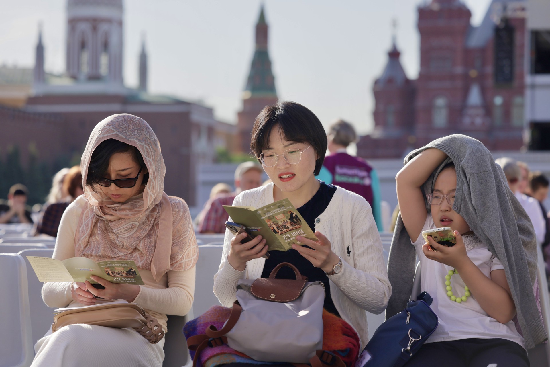 Минэкономразвития предложило ввести многократные визы в Россию