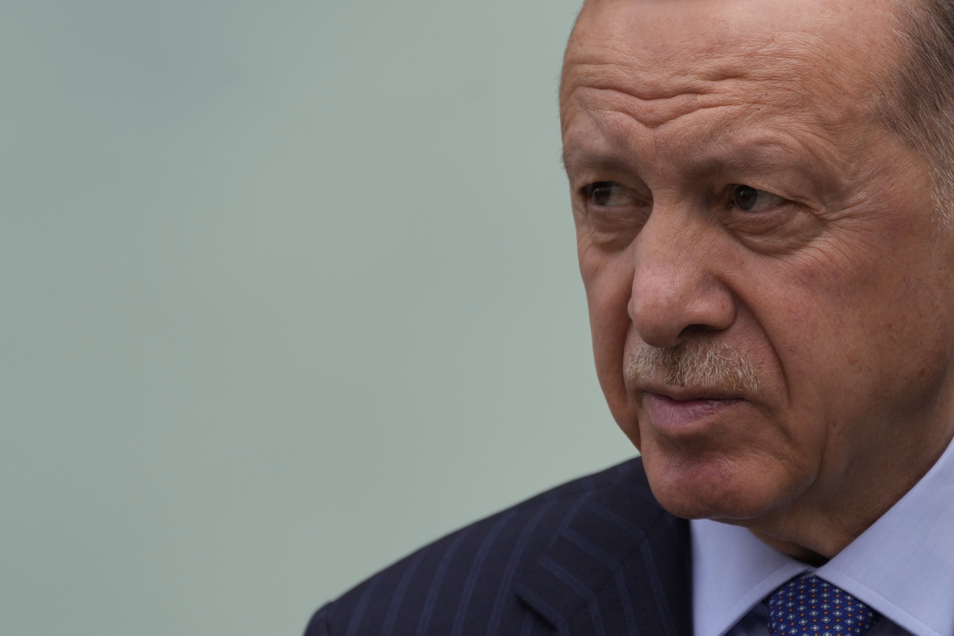Эрдоган: Турция не может двигаться дальше с нынешней конституцией