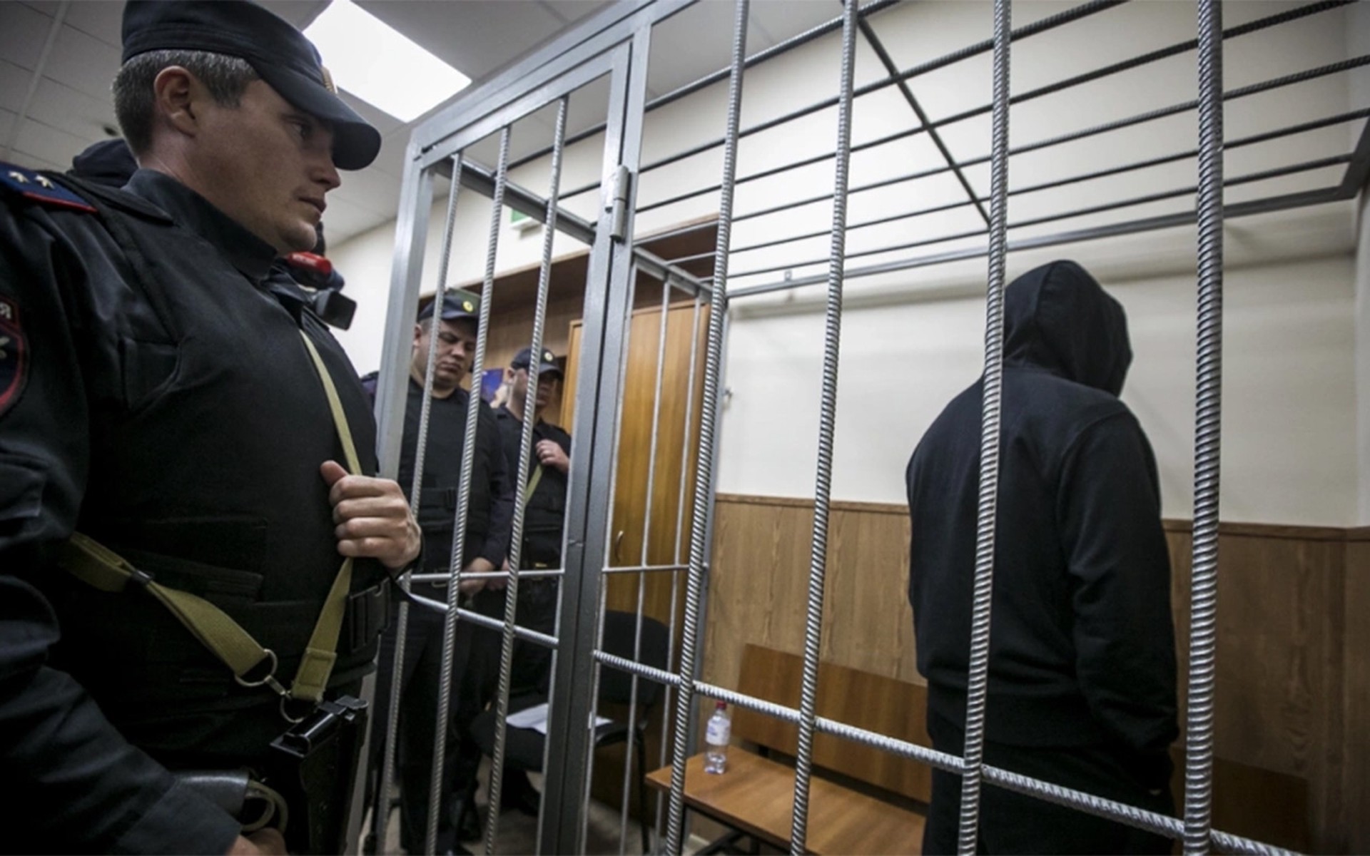 «Ъ»: Прокуроры потребовали пожизненного срока для криминального авторитета Шишкана 