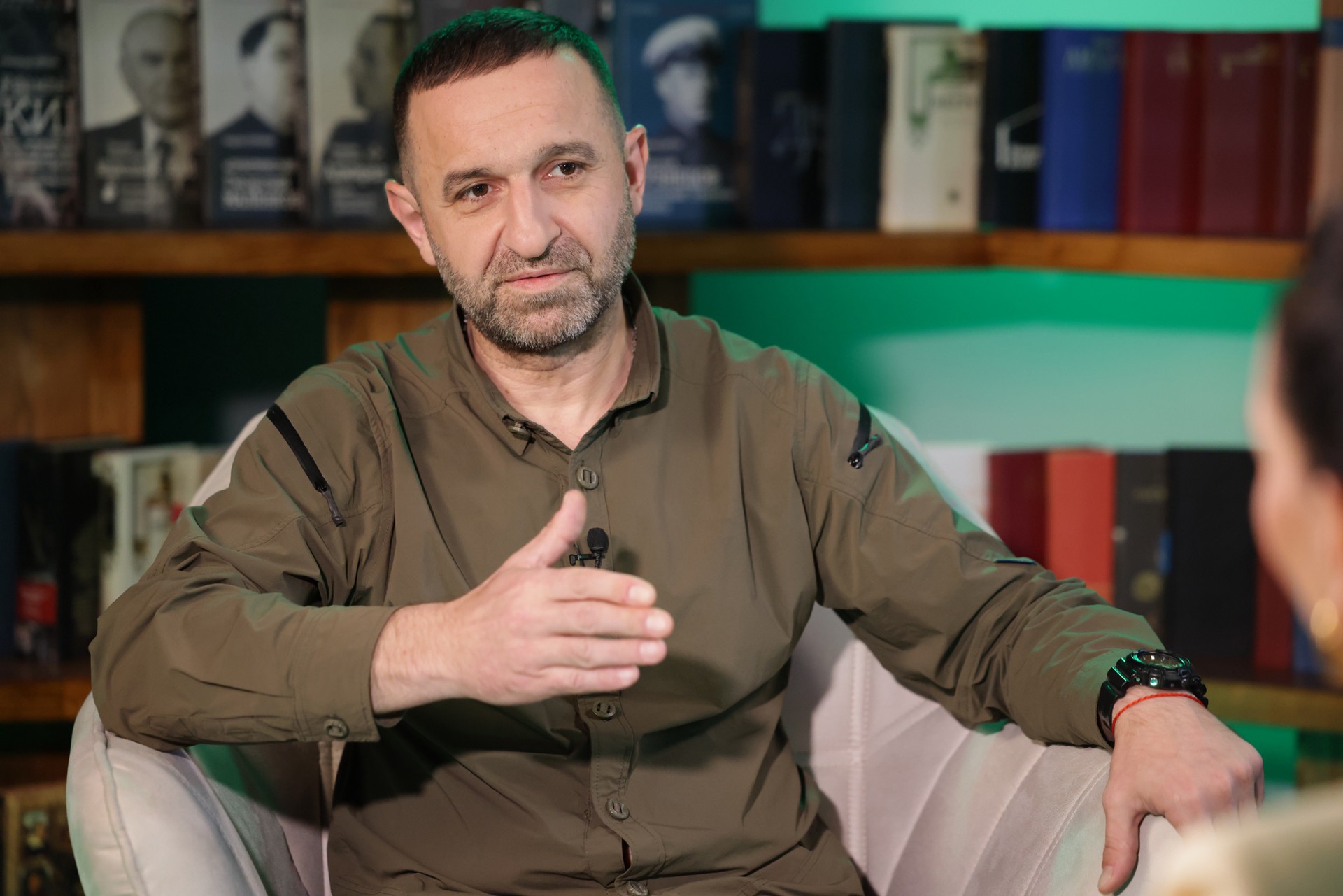 «Слава богу, что есть тыл»: актёр Фидаров поблагодарил гражданское население за помощь участникам СВО