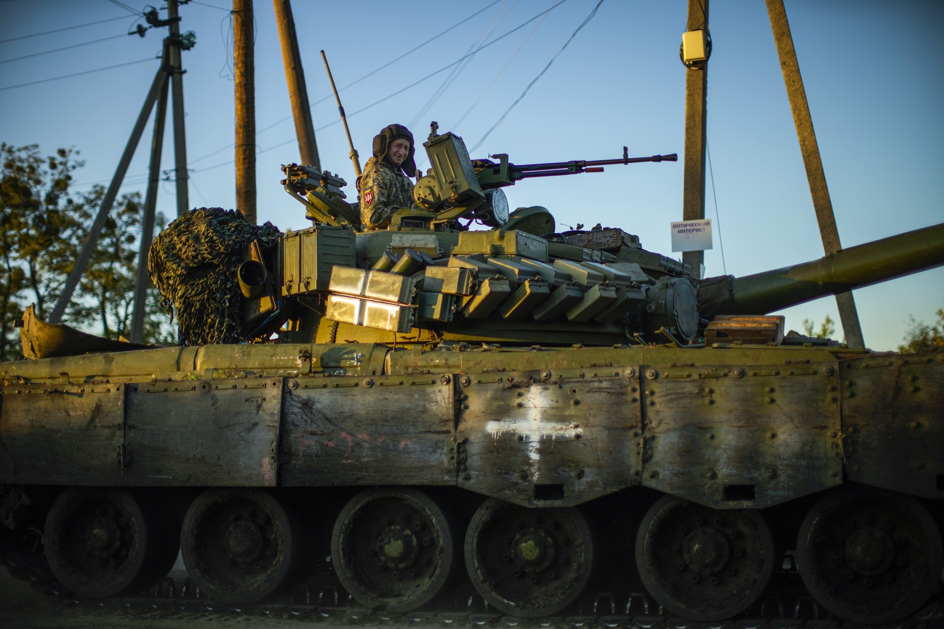 Военный эксперт объяснил, почему ВСУ готовы лишиться опытных бойцов, лишь бы не потерять Харьков