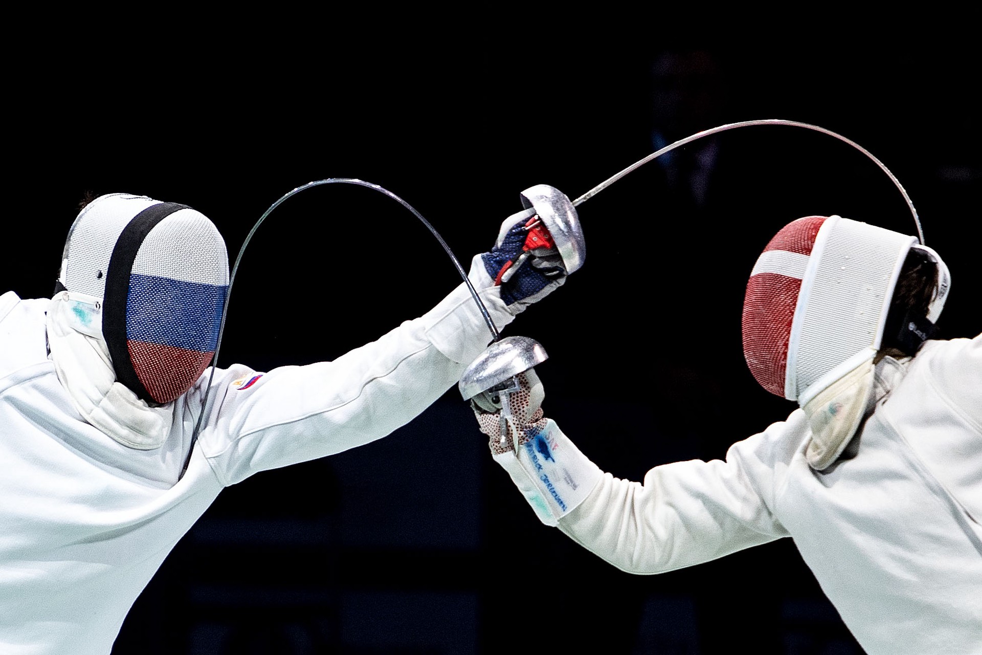 Сбежавшие в США фехтовальщики Лоханов и Бида не выступят на Олимпиаде