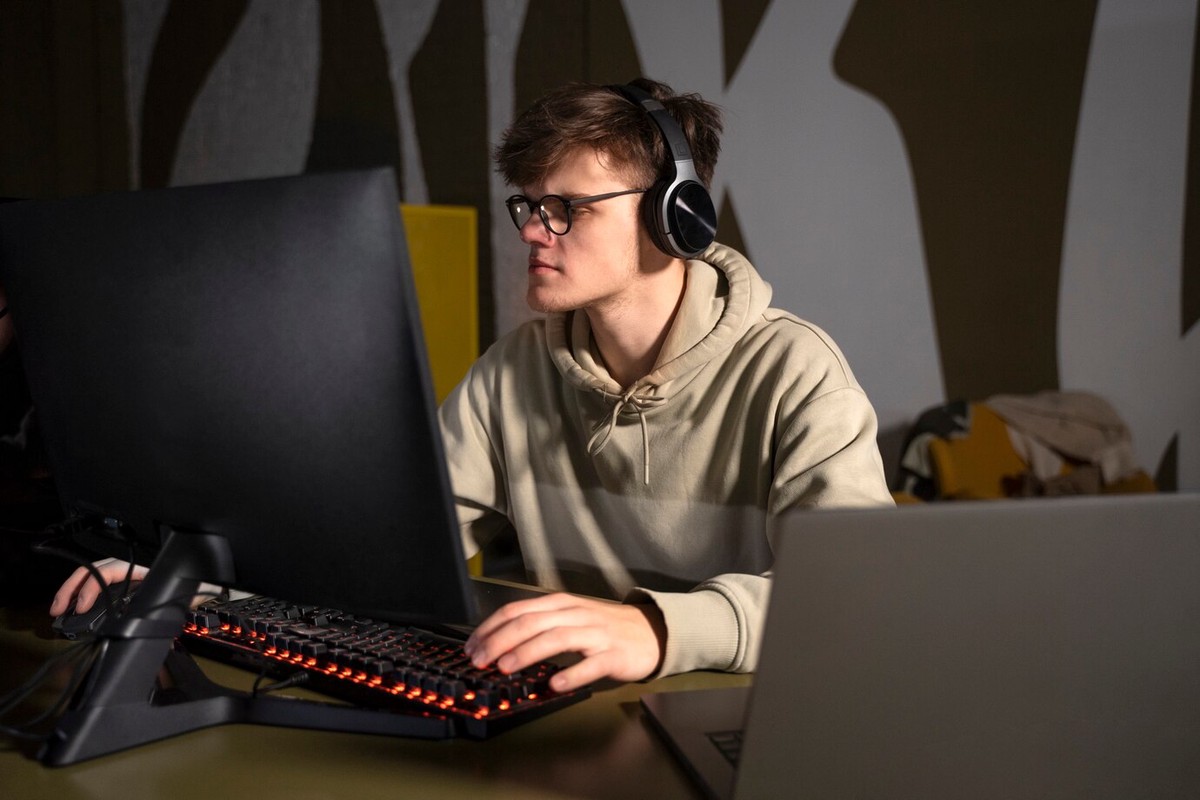 Детский психолог рассказала, с чем может быть связано увлечение подростков квадробикой