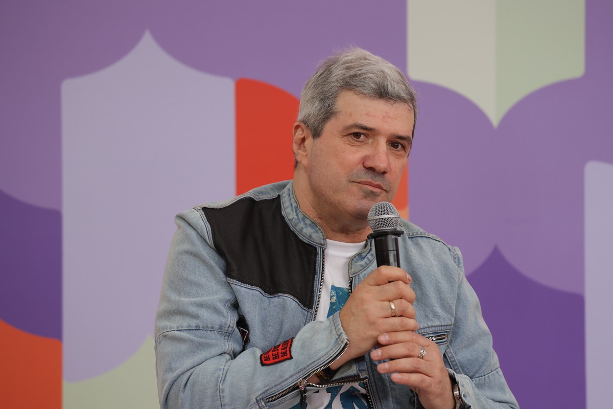 «На ТВ всё зависит от продюсеров»: Михаил Шахназаров – про концерты, уход со «Звезды» и новую книгу