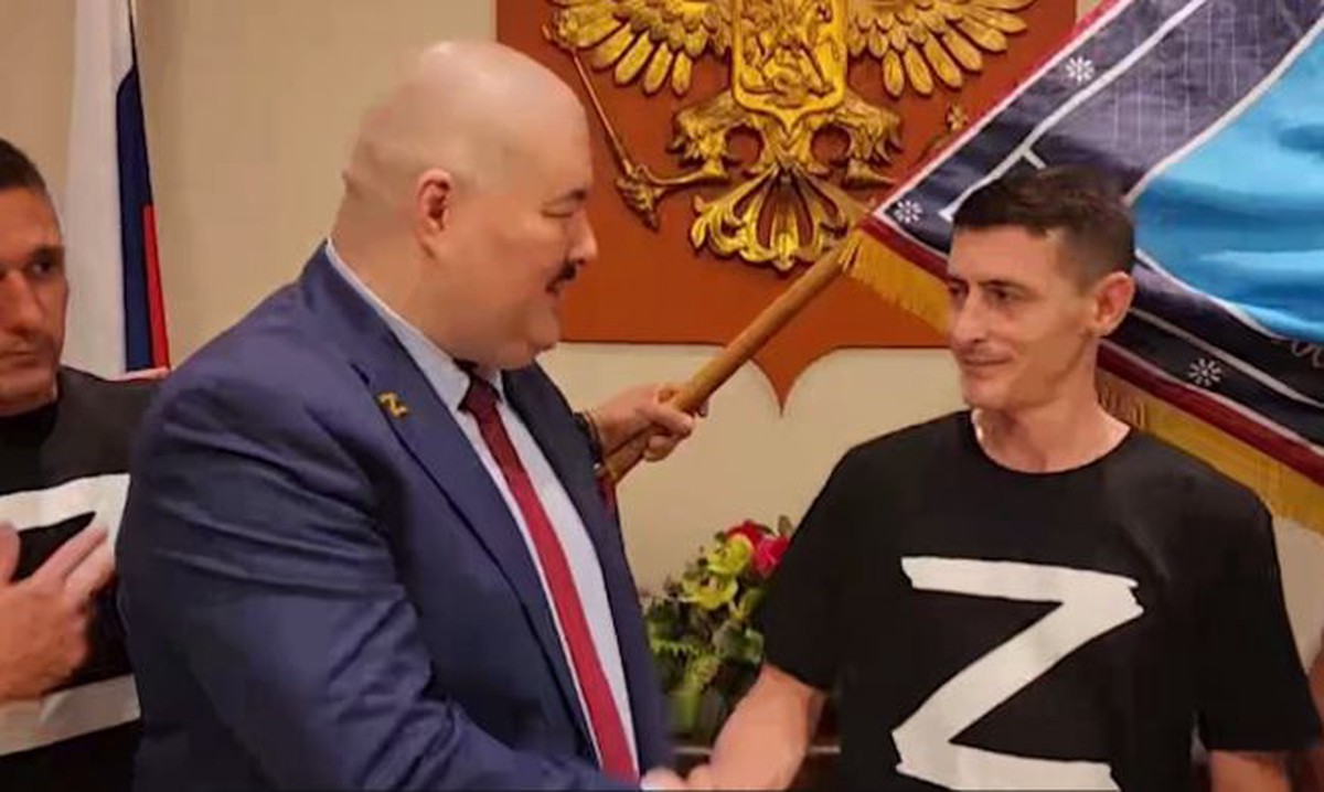 Пасынок главкома ВСУ Сырского заявил, что ему угрожали за поддержку России