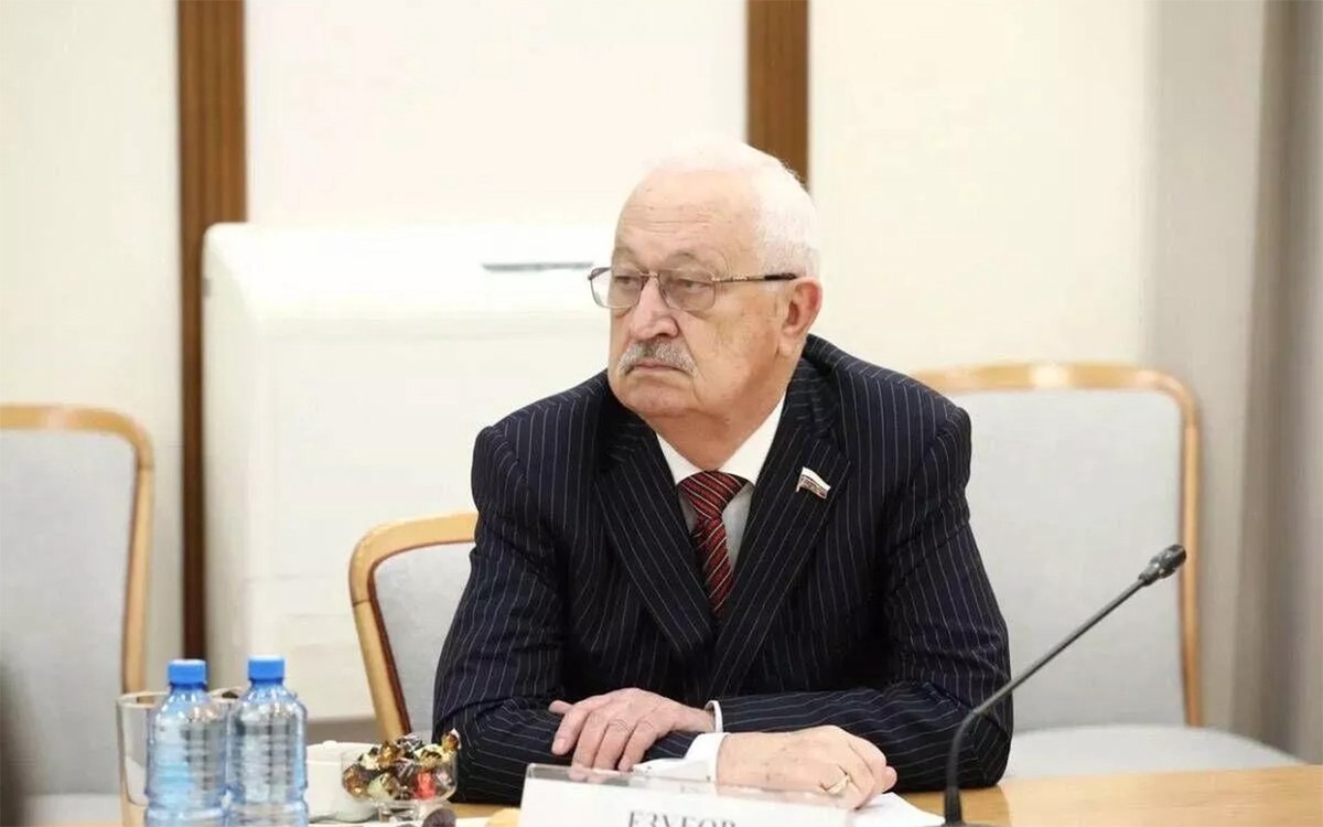 Депутат Госдумы Езубов попал в больницу после ДТП в районе Истры