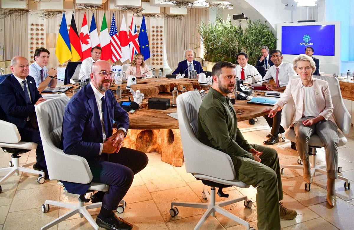 Bloomberg: Страны G7 намерены помешать развитию новых проектов России в сфере энергетики