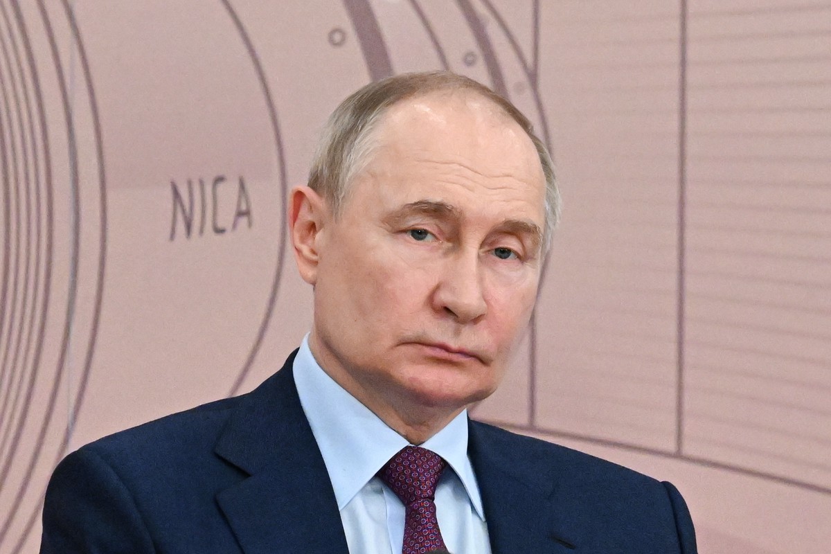 Путин назвал воровством попытки Запада изъять российские активы