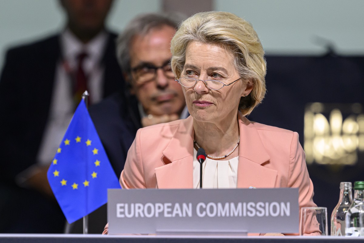 Глава ЕК выступила против заморозки конфликта на Украине