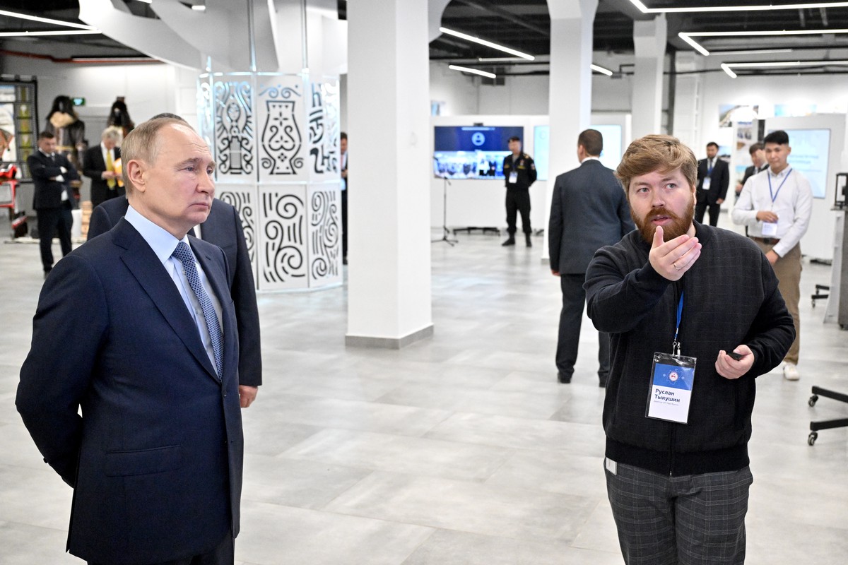 Путин: Проект моста на Сахалин не забыт, разработка продолжается