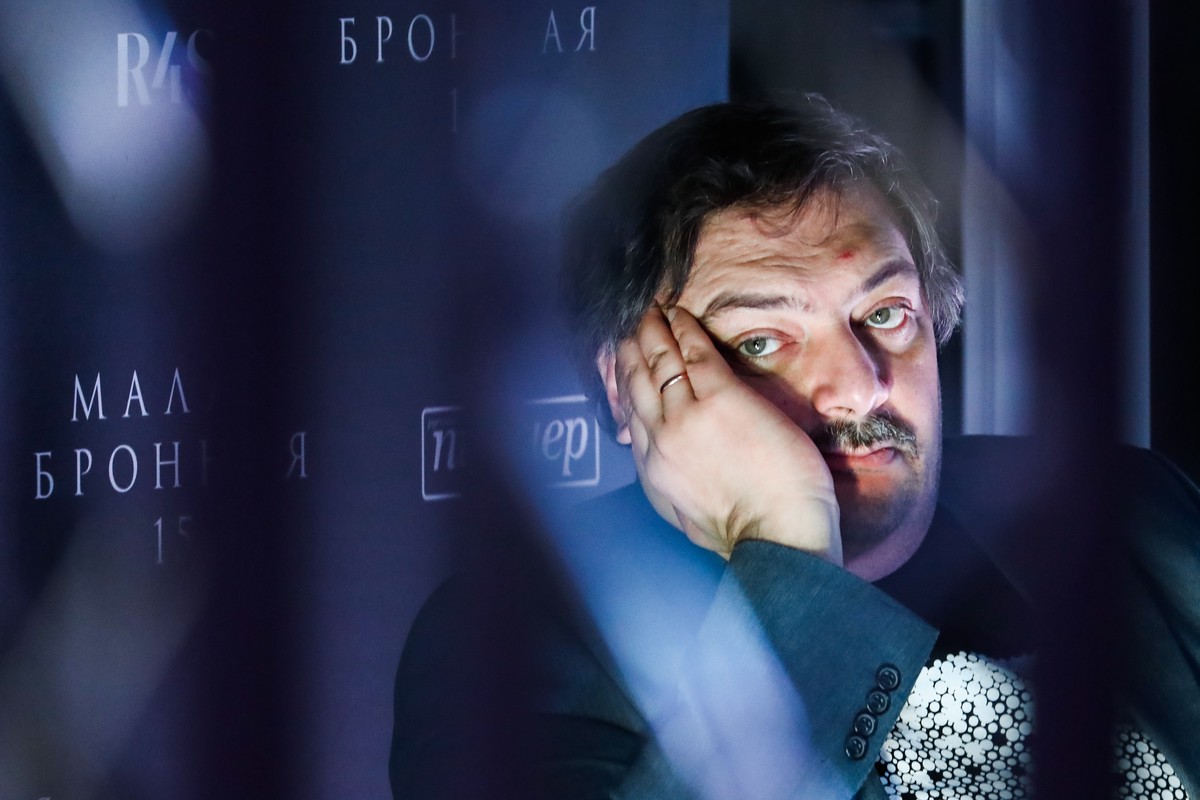 С полки убыло: почему бессмысленно изымать книги иноагентов из библиотек