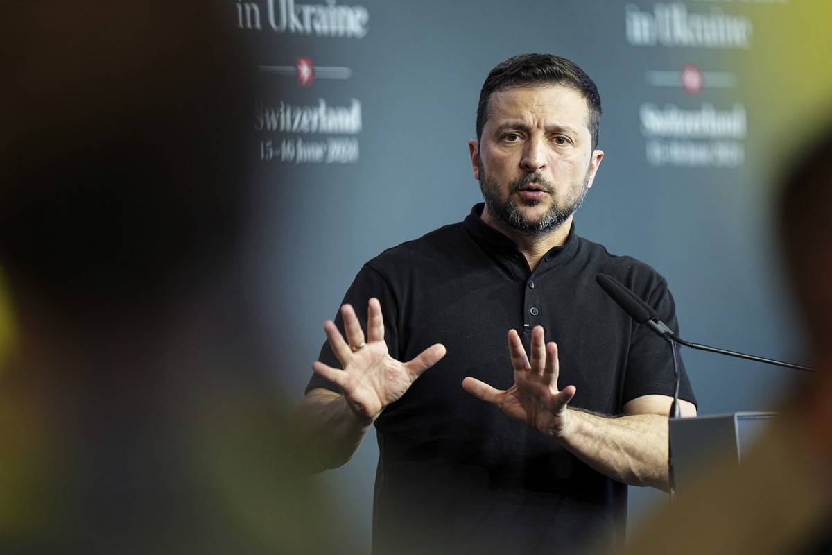 Нарастающий главком: что будет с Украиной после замены Зеленского