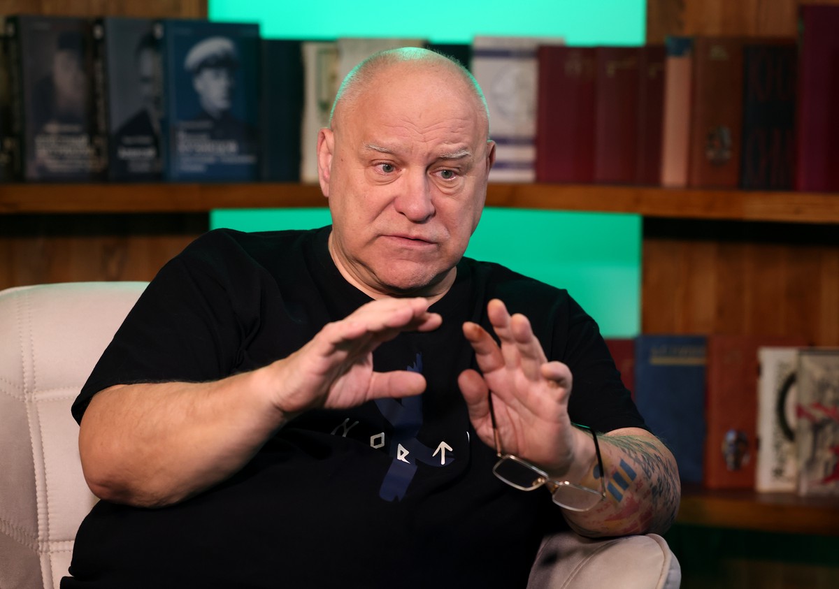 «Не было ответа на вопрос, что завтра»: писатель Мальцев – о работе пропагандистов во время перестройки
