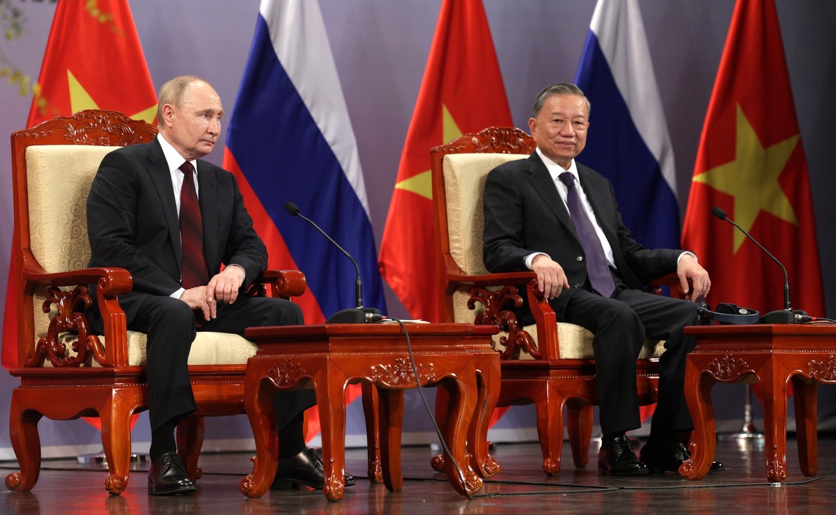 Экс-советник Пентагона Макгрегор: Путин создал США серьёзные проблемы, заключив соглашения в Азии