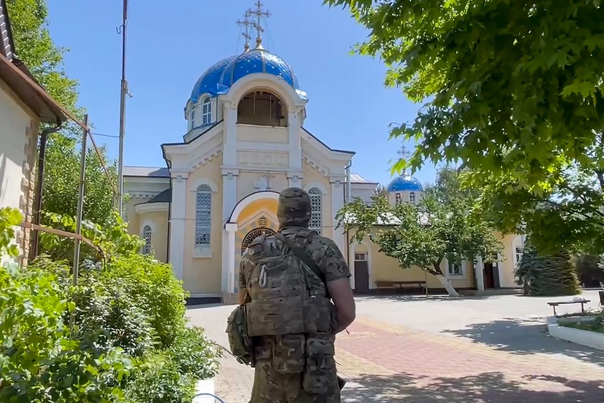 «Был по-настоящему церковным»: иеромонах высказался о погибшем от рук террористов священнике