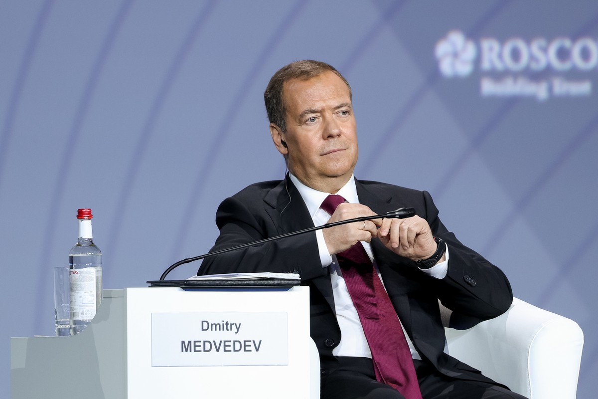 Медведев рассказал, чем должен закончиться путь Украины в НАТО