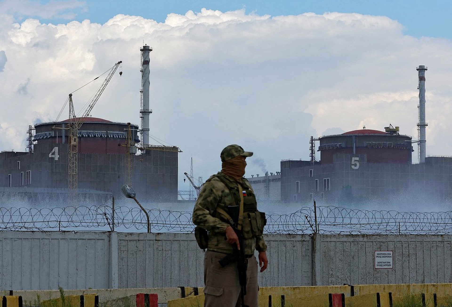 Рогов назвал жестью реакцию МАГАТЭ на удар ВСУ по посту контроля радиации ЗАЭС
