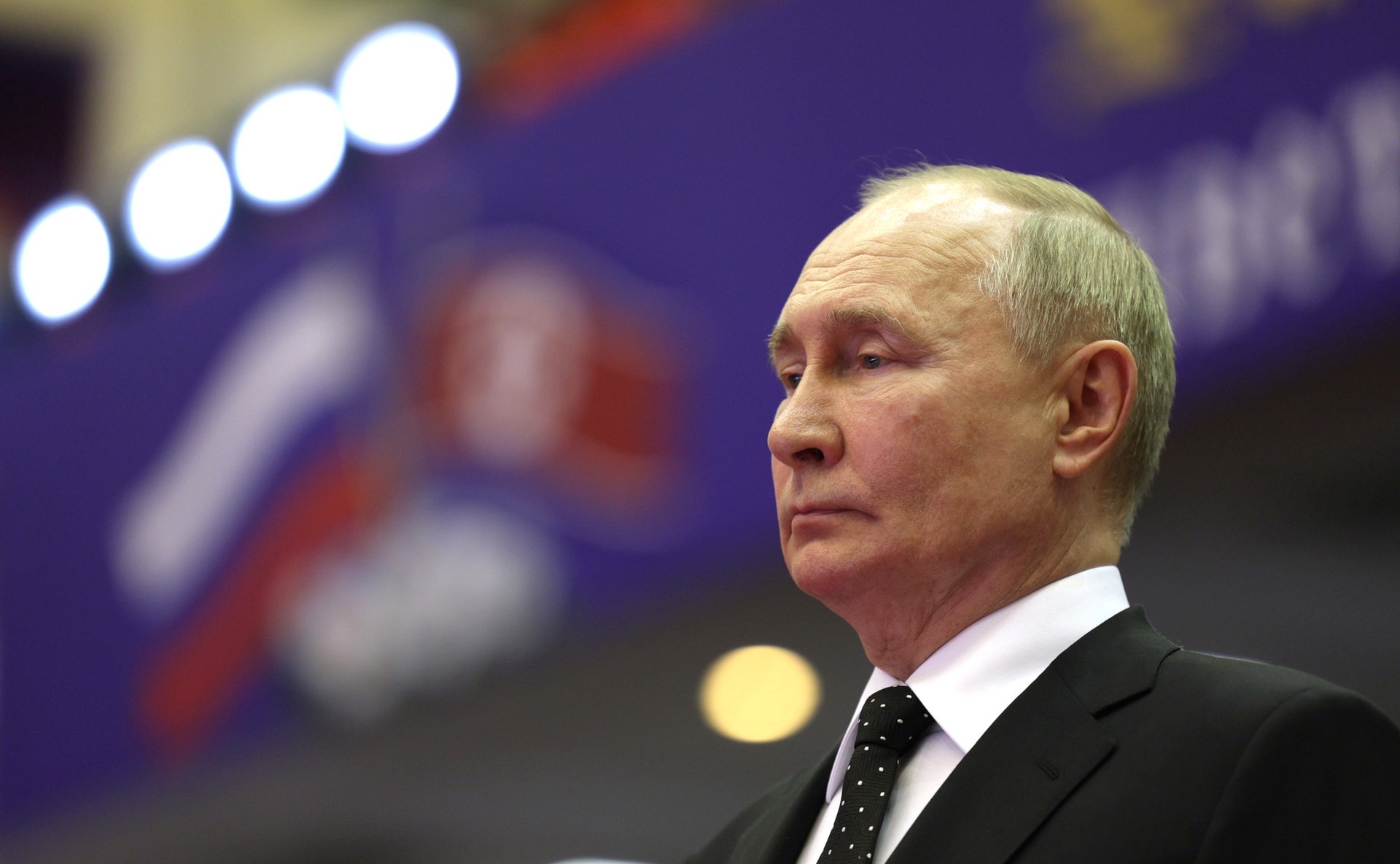 Путин назвал своим упущением то, что среди руководителей регионов нет женщин