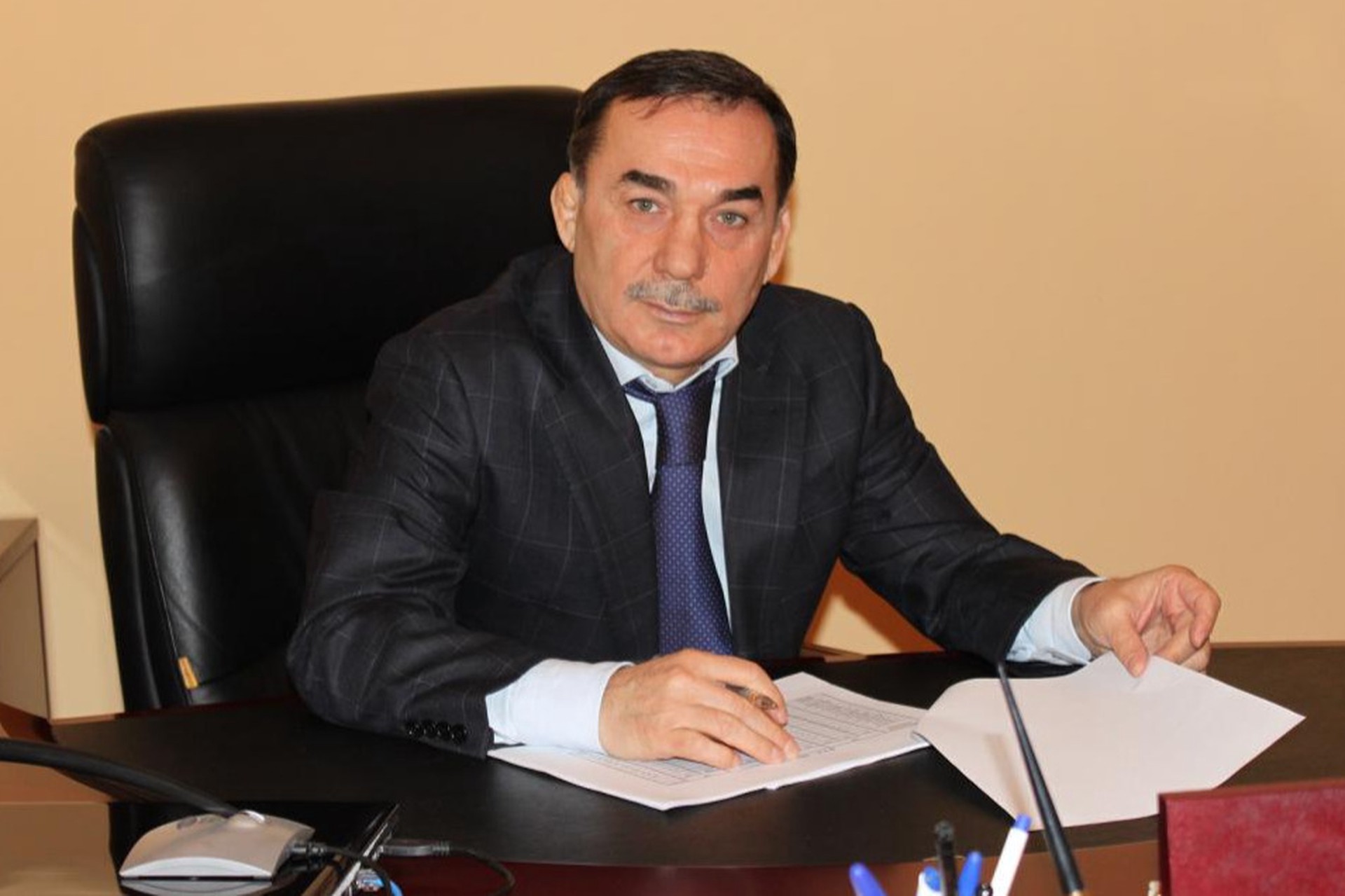 Главу района Дагестана Магомеда Омарова задержали за участие его сыновей в теракте