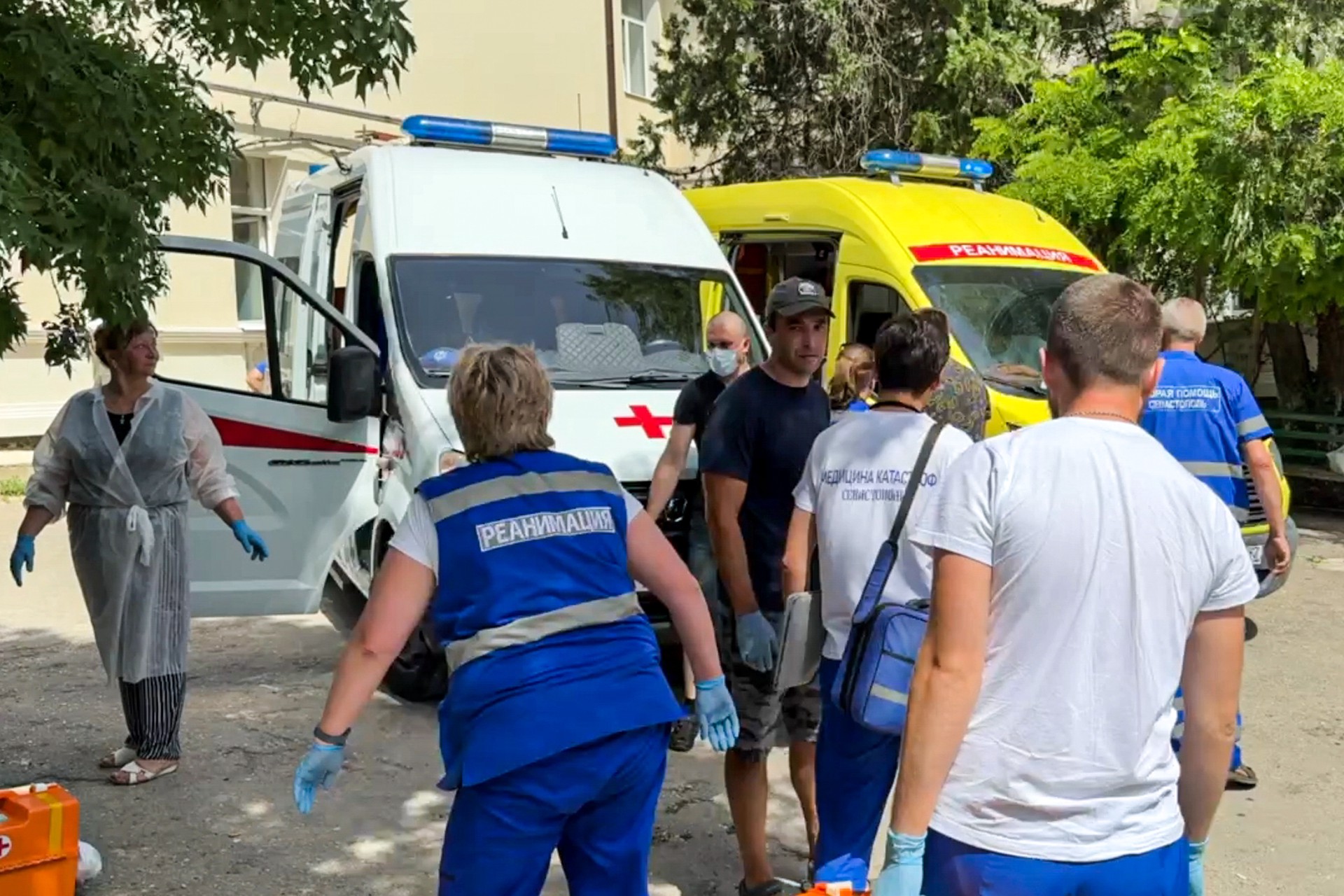 Водитель автобуса рассказал, как вывозил людей с пляжа в Севастополе после атаки ВСУ