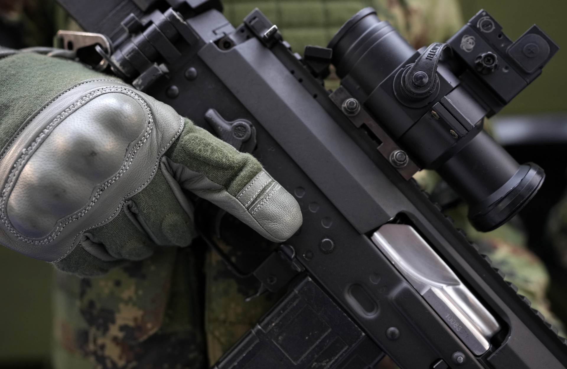Врать-2: что стоит за новым обвинением Сербии в продаже оружия Украине