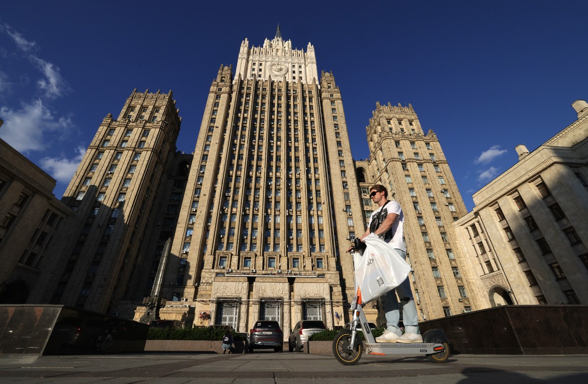 В МИД РФ заявили, что Киев давно поддерживает контакты с террористами
