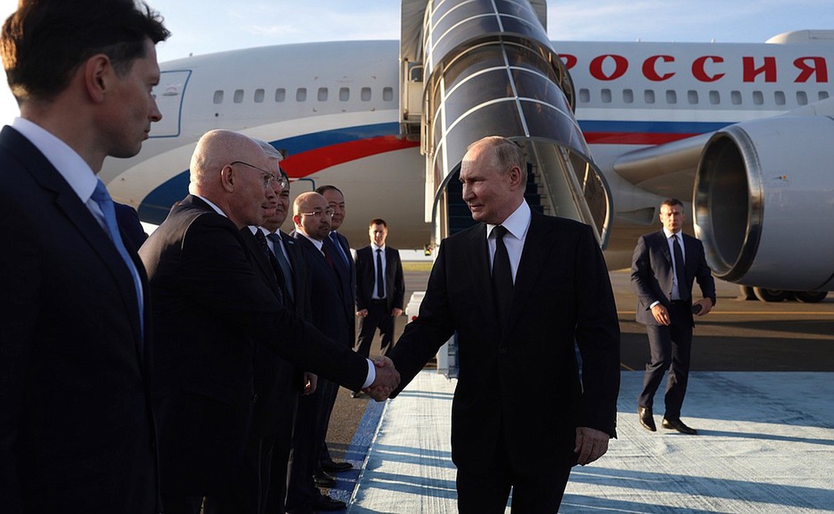 Глава МИД РФ Лавров рассказал о подготовке визита Путина в Казахстан