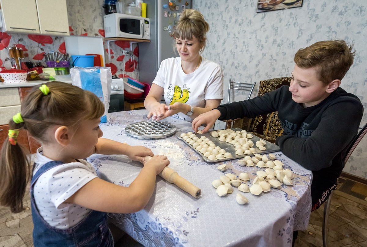 Психолог посоветовала сделать кулинарные эксперименты семейной традицией