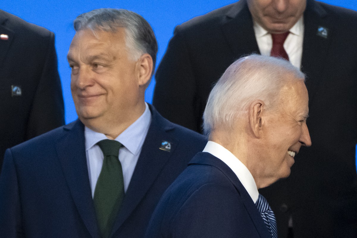 The Guardian: Орбан избегал встречи с Байденом на саммите НАТО