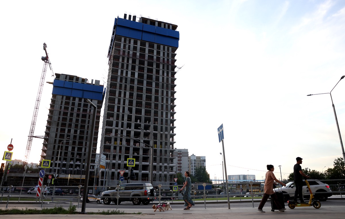 В Госдуме призвали государство взять под контроль цены на жилую недвижимость