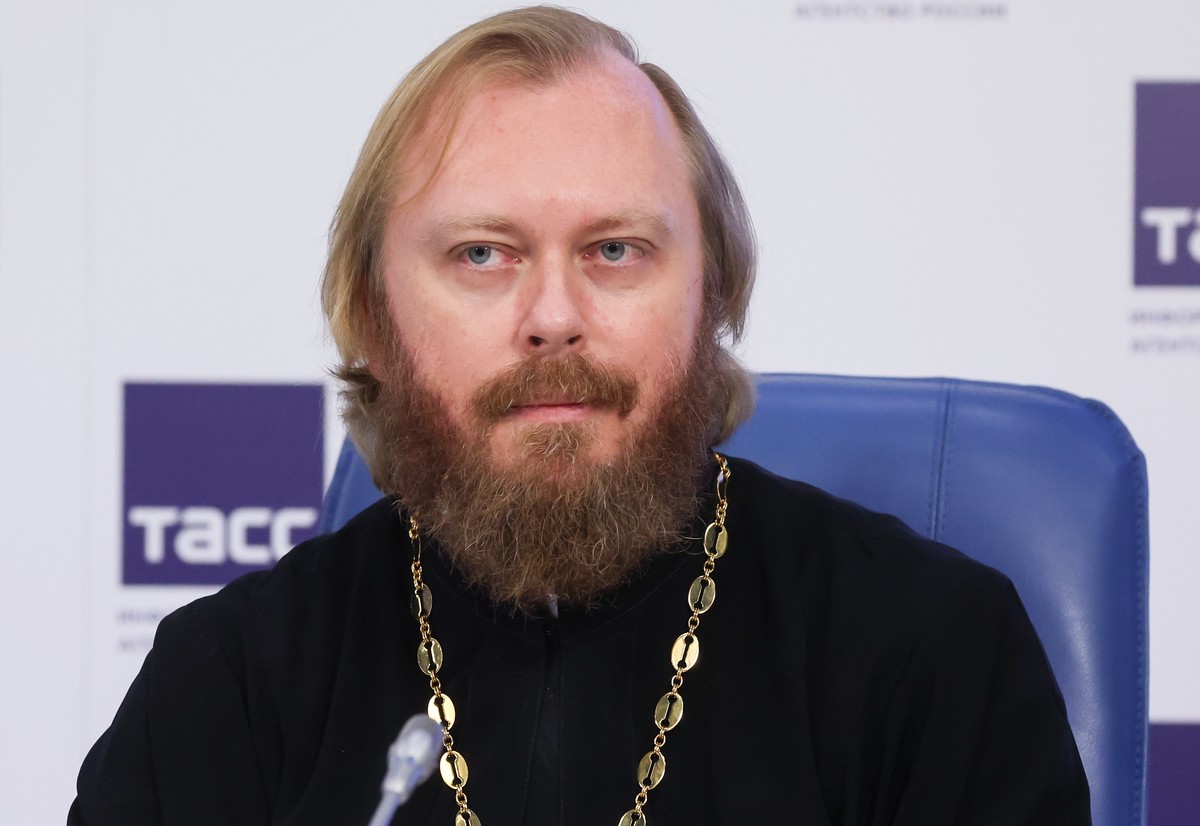 Церковь призвала запретить оккультные услуги в России