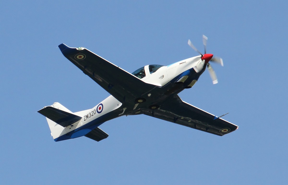 Flightradar: Над разными регионами Украины замечен самолёт Grob британских ВВС