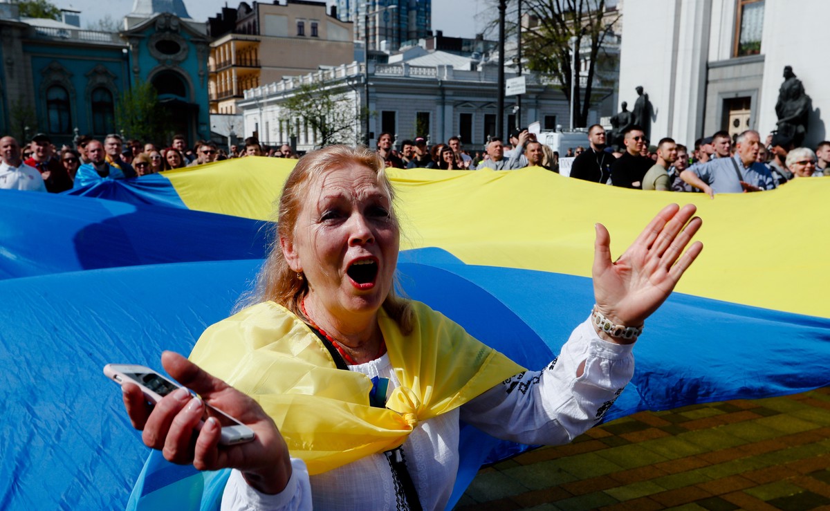 В Раде заявили, что Украина вступает в сложный период