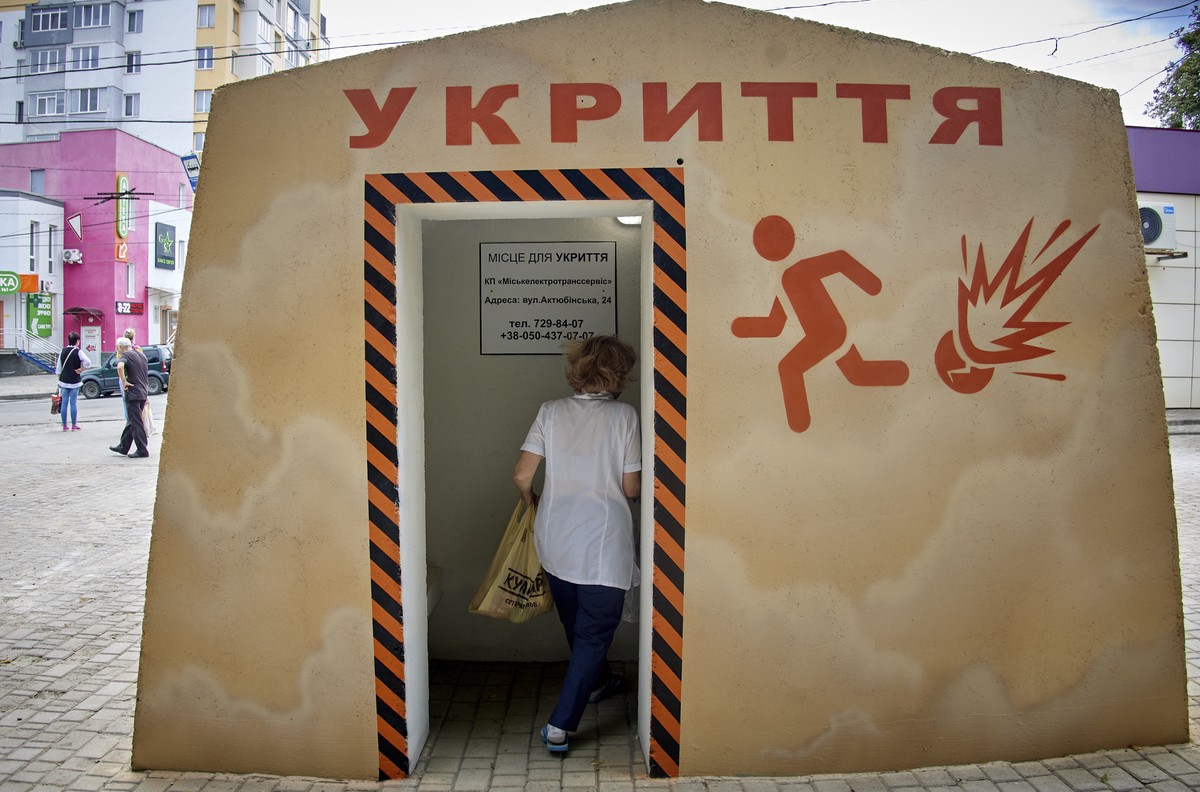 В городе Сумы на северо-востоке Украины прогремел взрыв