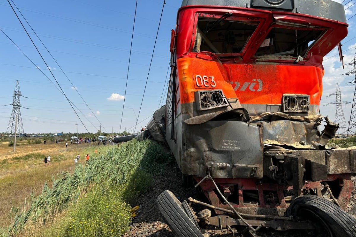СК возбудил уголовное дело из-за схода поезда в Волгоградской области