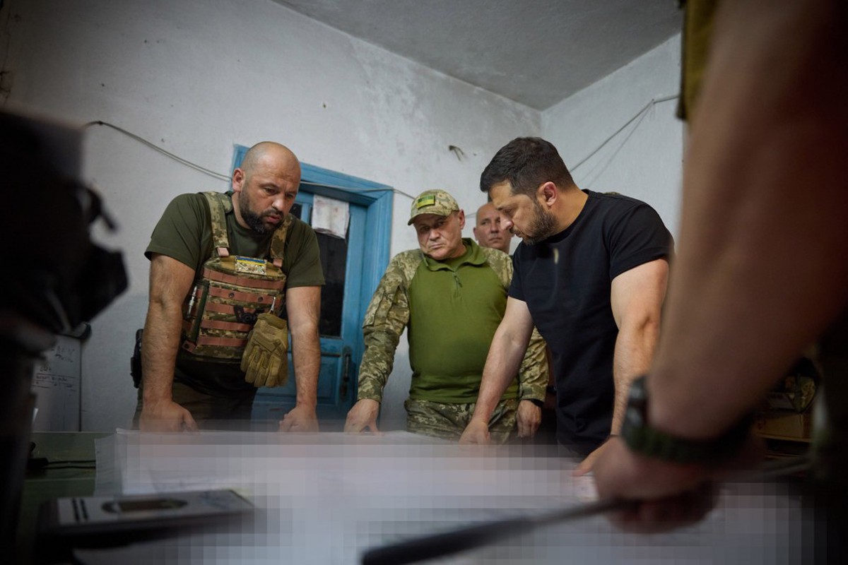 СМИ: Зеленский хочет переговоров с РФ, поскольку ВСУ устали