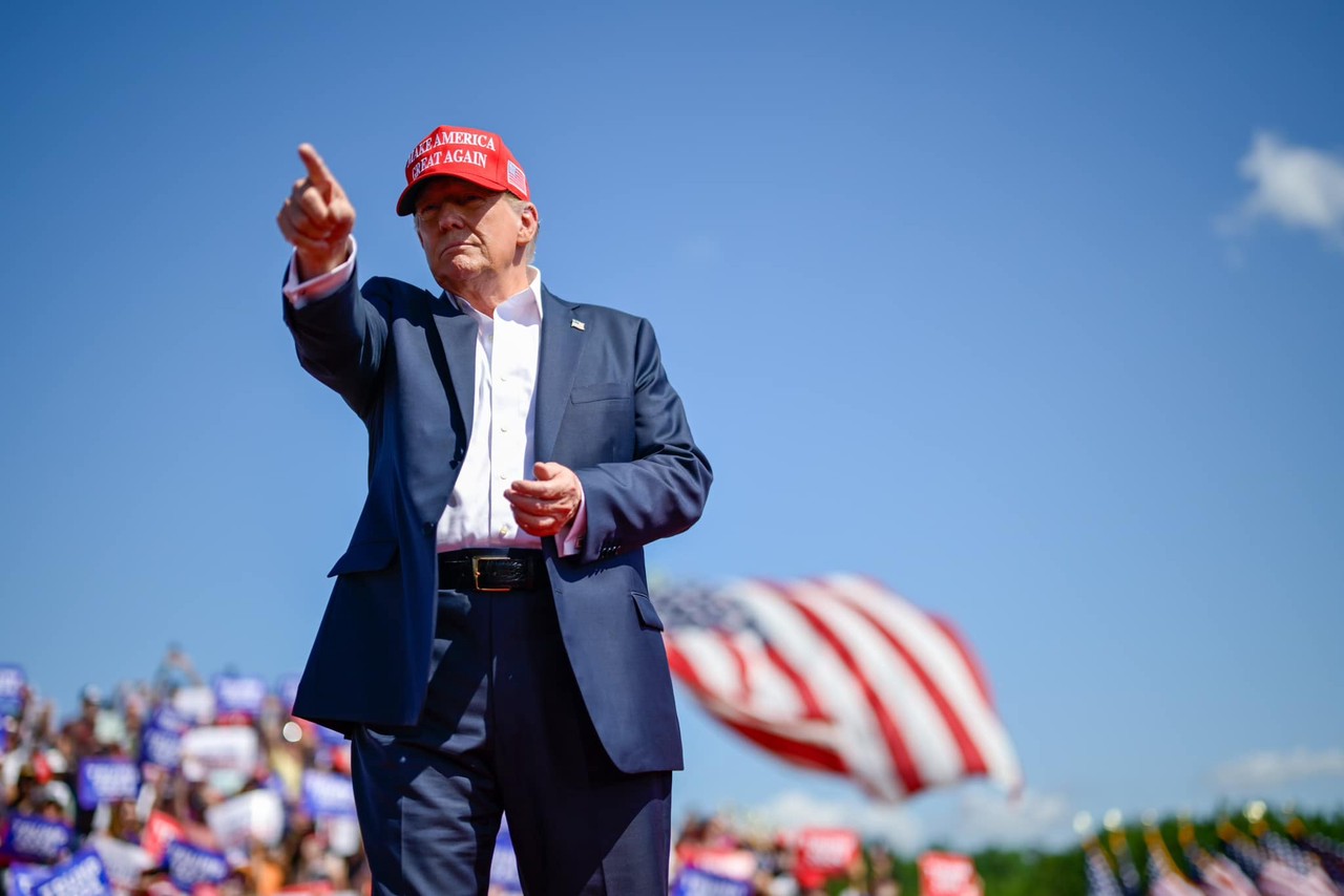 CNN: ФБР опросит Трампа как потерпевшего по делу о покушении