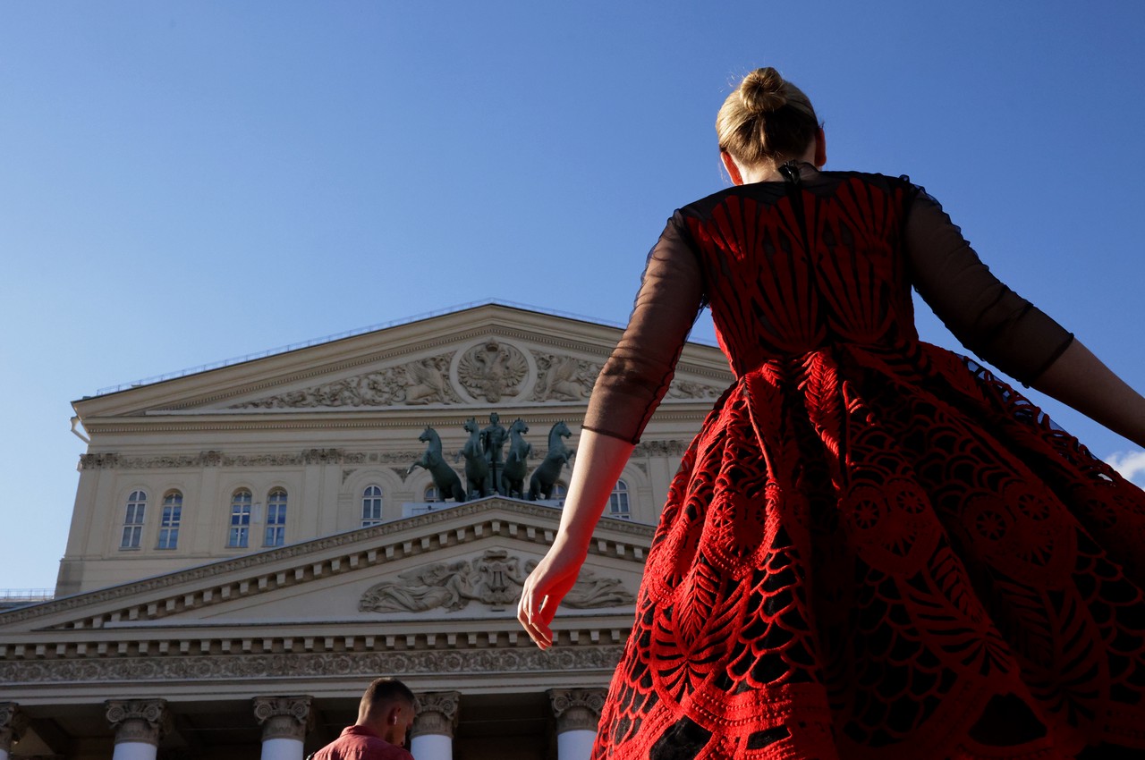 Призраки, золото и 35 миллиардов: как Большой театр отмечает 250-летие