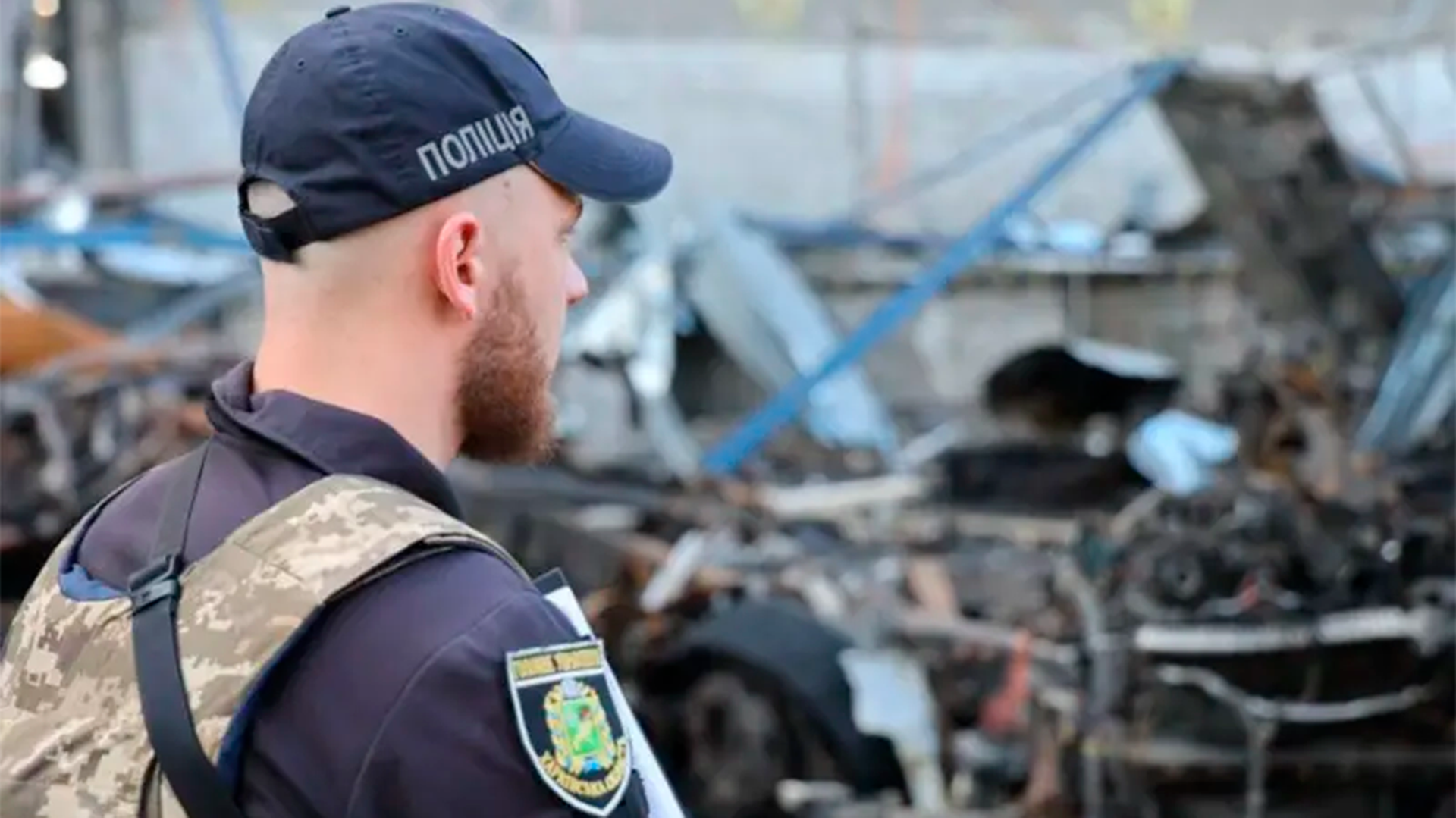 В Одессе сожгли автомобиль военного и пытались поджечь подстанцию