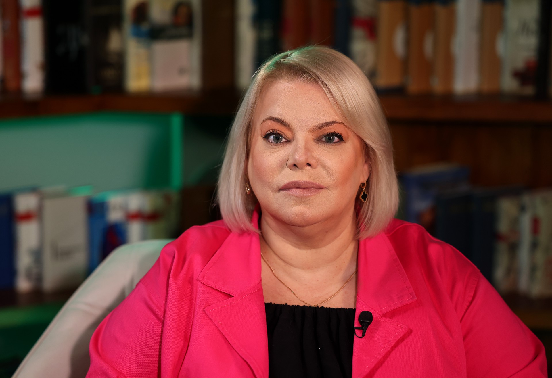 «Крым – наш, а не Туминаса»: Яна Поплавская – об отмене спектаклей Театра Вахтангова в Севастополе