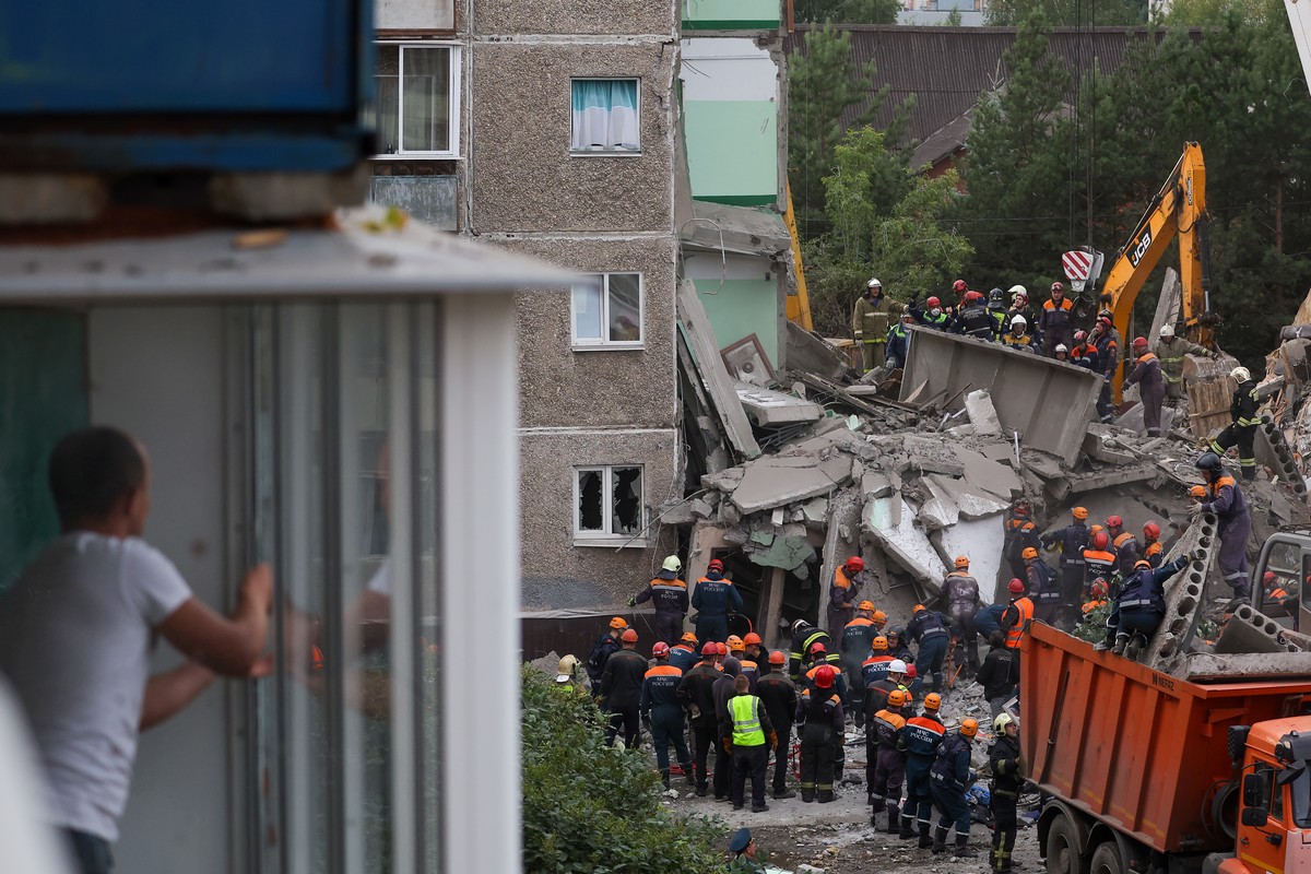 В Нижнем Тагиле планируют завершить демонтаж разрушенной части дома за два-три дня