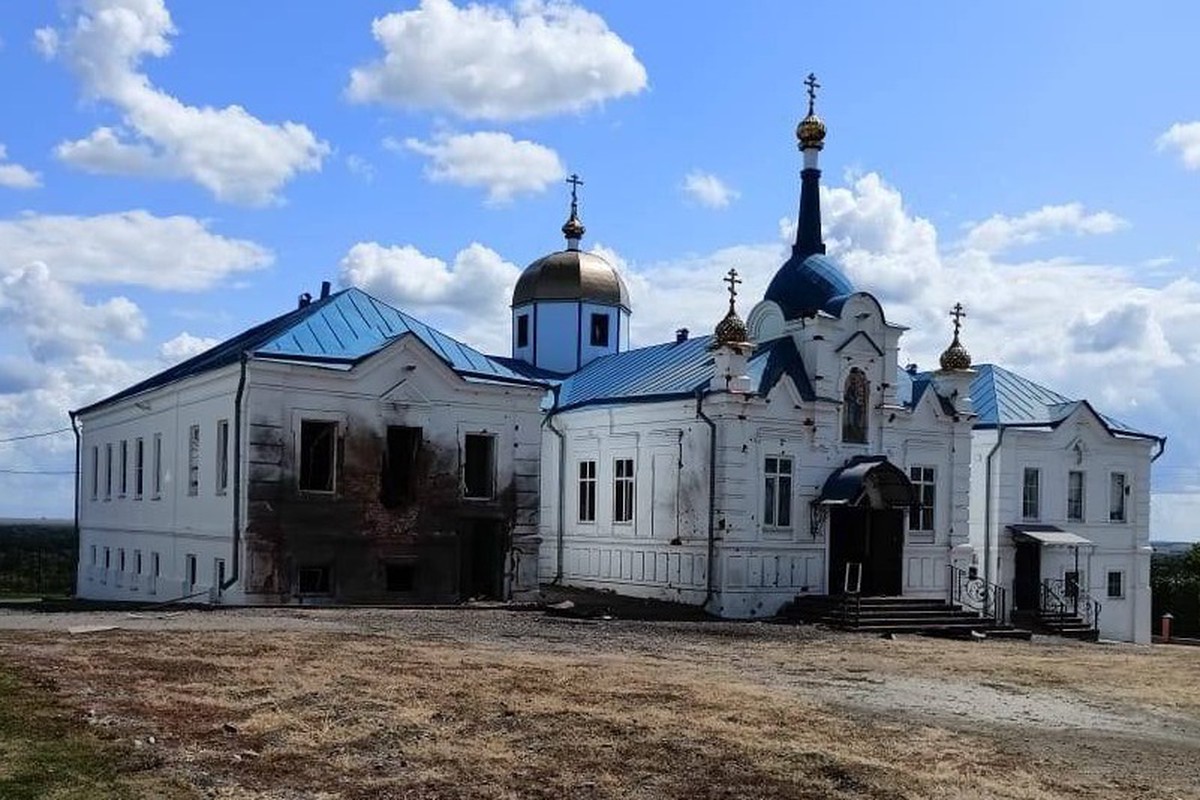 Три сотни боевиков ВСУ заблокированы в курском монастыре