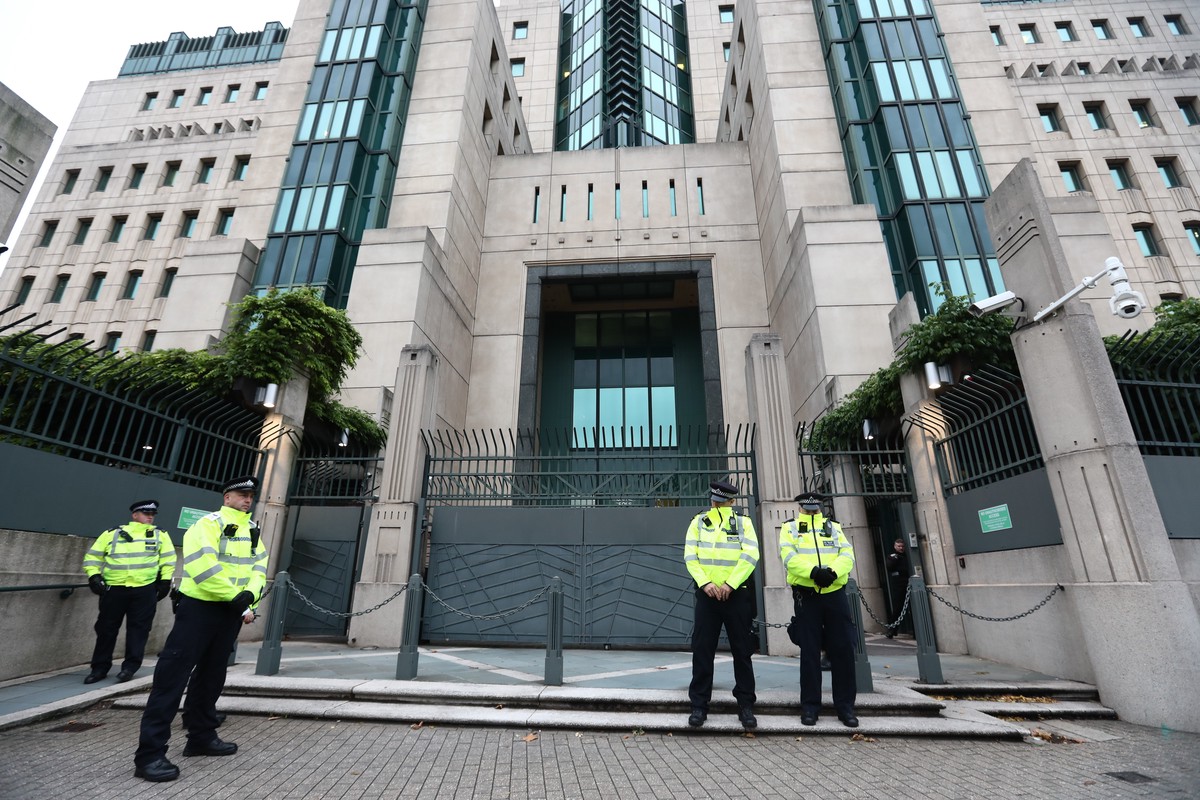 В Госдуме связали действия ВСУ под Курском с MI6