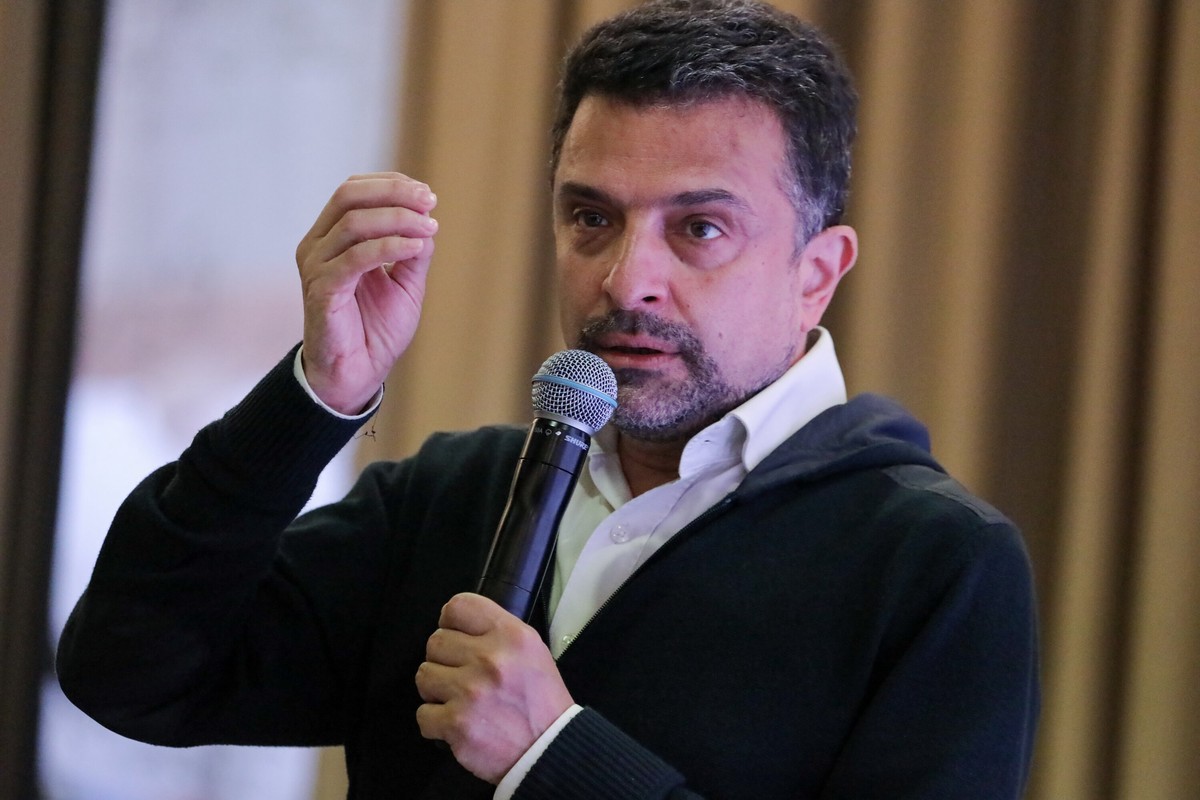 Общественники призвали отменить лекцию иноагента Александра Архангельского*
