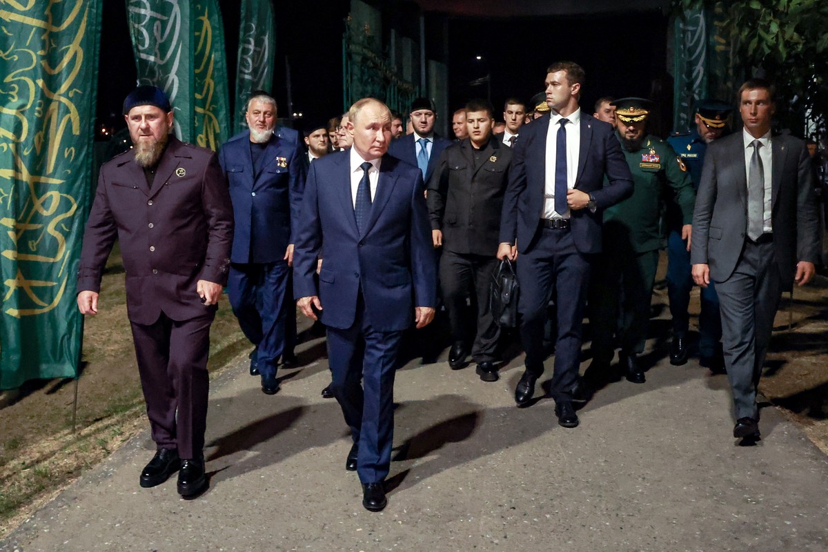 Путин рассказал, что Ахмат-Хаджи Кадыров был его другом