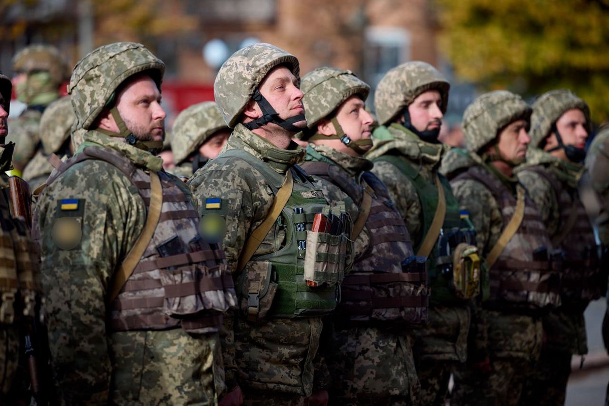 На Украине предложили разрешить иностранным гражданам становиться офицерами ВСУ